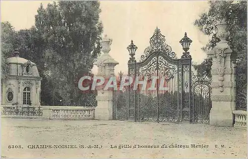 Cartes postales Champs Noisiel (S et M) La Grille d'Honneur du Chateau Menier