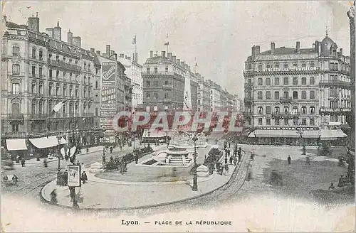 Cartes postales Lyon Place de la Republique