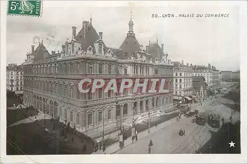 Cartes postales moderne Lyon Palais du Commerce Tramway