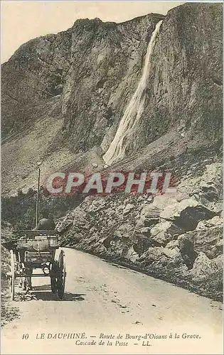 Cartes postales Le Dauphine Route de Bourg d'Oisans a la Grave Cascade de la Pisse Caleche (animee)