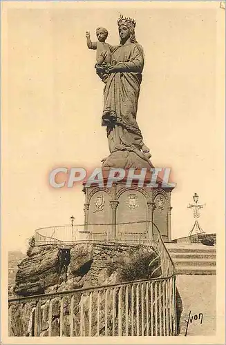 Cartes postales Le Puy (Haute Loire) La Douce France Statue de N d de France sur le Rocher Corneille