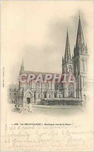 Cartes postales La Delivrande Basilique vue de la Place (carte 1900)