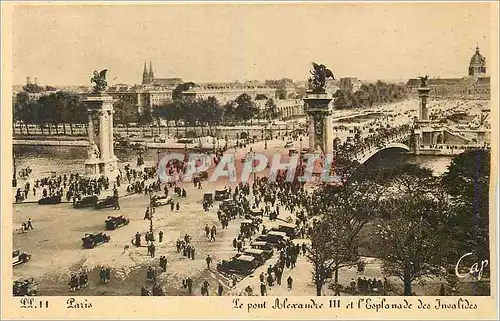 Cartes postales Paris Le Pont Alexandre III et l'Esplanade des Invalides