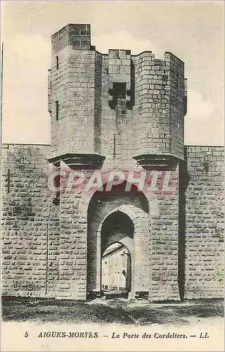 Cartes postales Aigues Mortes La Porte des Cordeliers