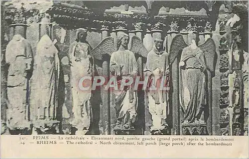 Cartes postales Reims La Cathedrale Ebrasement Nord Porche Gauche (Grand Portail) apres le Bombardement