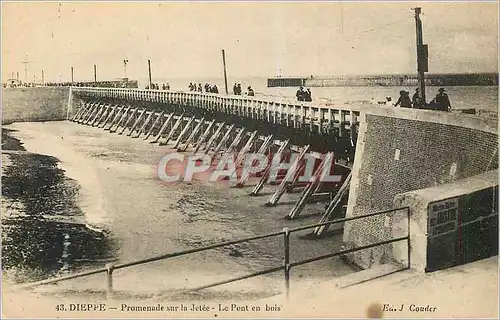 Ansichtskarte AK Dieppe Promenade sur la Jetee Le Pont en Bois