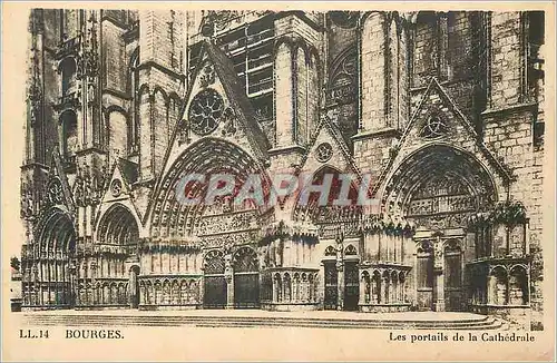 Cartes postales Bourges Les Portails de la Cathedrale