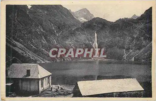 Cartes postales Environs de Luchon Le Lac d'Oo (1500 m) et l'Hotellerie Le Pic Quairat (3050 m)