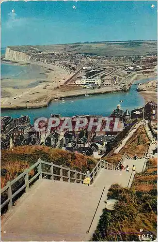 Cartes postales moderne Le Treport Les Escaliers Vue Generale vers Mers