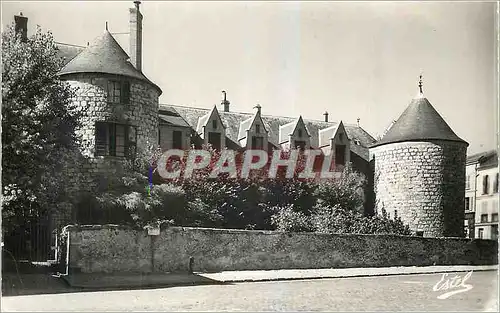 Cartes postales moderne Dourdan (S et O) La Facade du Chateau (XIIIe S)