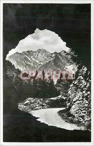 Cartes postales moderne Route du Col des Aravis Tunnel et Rocs de la Tete