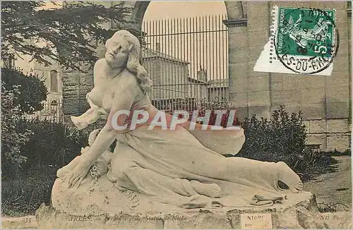 Cartes postales Arles Jardin Public Statue de Niobe