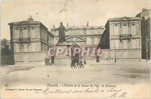 Cartes postales Marseille L'Eveche et la Statue de Mgr de Belsunce