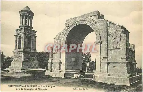 Cartes postales Saint Remy de Provence Les Antiques Arc de Triomphe et Mausolee