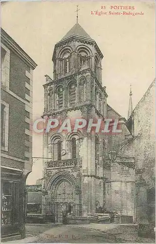 Cartes postales Poitiers L'Eglise Sainte Radegonde