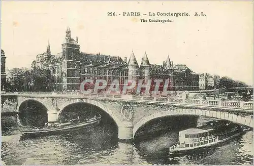 Cartes postales Paris Conciergerie Bateaux Chocolat Menier