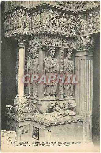Cartes postales Arles Eglise Saint Trophime Angle Gauche du Portal Central (XIIe Siecle)