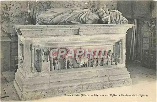Cartes postales La Celle (Cher) Interieur de l'Eglise Tombeau de St Sylvain