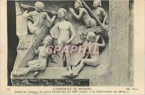 Ansichtskarte AK Cathedrale de Bourges Detail du Tympan du Grand Portail (fin du XIIIe Siecle) La Resurrection de
