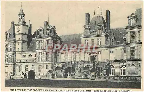 Cartes postales Chateau de Fontainebleau Cour des Adieux