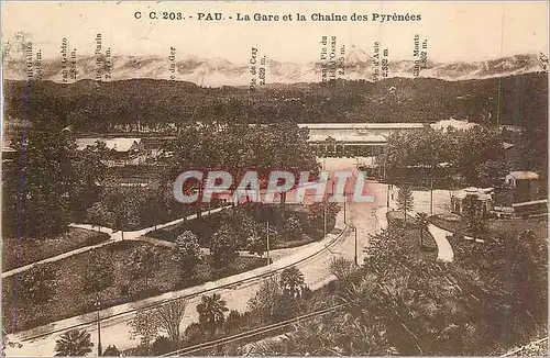 Cartes postales Pau la Gare et la Chaine des Pyrenees