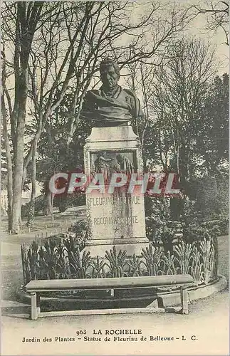 Cartes postales La Rochelle Jardin des Plantes Statue de Fleuriau de Bellevue