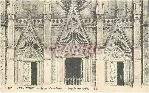 Ansichtskarte AK Avranches Eglise Notre Dame Facade Principale