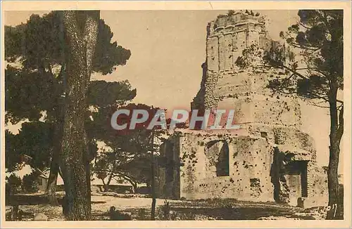 Cartes postales Nimes (Gard) La Tour Magne