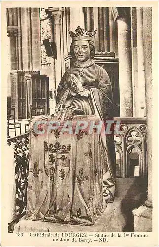 Cartes postales Cathedrale de Bourges Statue de la Ier Femme de Jean de Berry