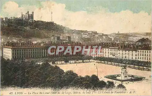 Ansichtskarte AK Lyon La Place Bellecour (200 m de large 300 m de Long) Le Coteau de Fourviere