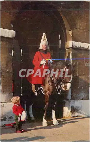 Cartes postales moderne London Mounted Sentry in Whitehall