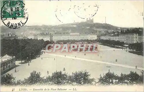 Ansichtskarte AK Lyon Ensemble de la Place Bellecour