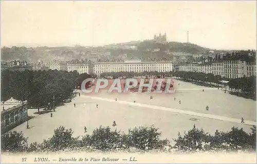 Ansichtskarte AK Lyon Ensemble de la Place Bellecour