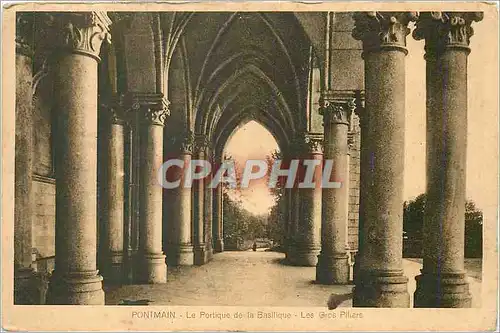 Cartes postales Pontmain Le Portique de la Basilique Les Gros Piliers