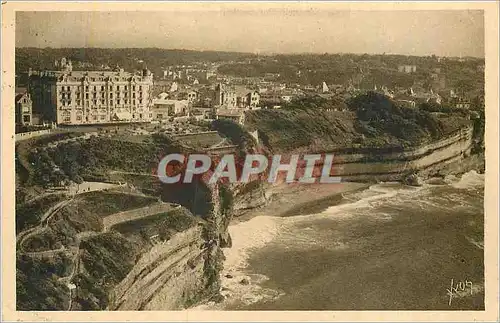 Cartes postales Biarritz (Basses Pyrenees) les Falaises Vues du Phare la Douce France