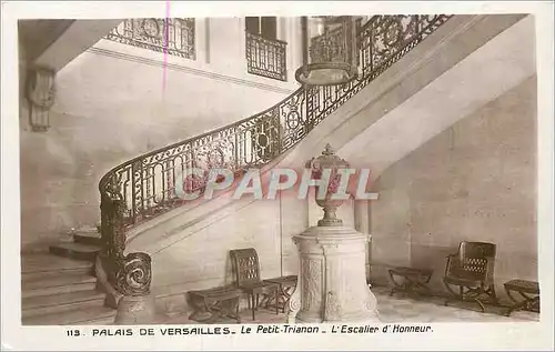 Cartes postales moderne Palais de Versailles Le Petit Trianon L'Escalier d'Honneur