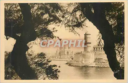 Cartes postales Marseille (Bouches du Rhone) Cathedrale et Fort St Jean