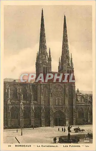 Ansichtskarte AK Bordeaux La Cathedrale Les Fleches