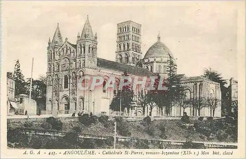 Ansichtskarte AK Angouleme Cathedrale St Pierre Romano Bizantine (XIIe S)