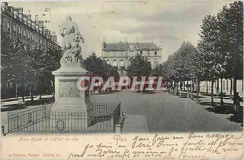 Cartes postales Pau Place Royale et l'Hotel de Ville