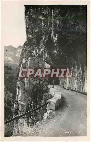 Moderne Karte En Chartreuse Route et Tunnel du Frou Dominant les Gorges