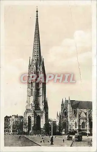 Cartes postales moderne Bordeaux La Fleche (114 m) et Eglise Saint Michel Tramway