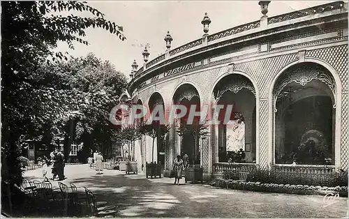 Cartes postales moderne Vichy Source des Celestins