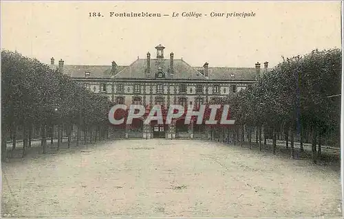 Cartes postales Fontainebleau Le College Cour principale