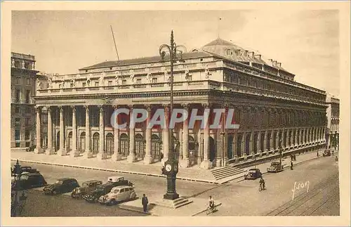 Cartes postales Bordeaux (Gironde) Le Grand Theatre (XVIIIe S) Automobile