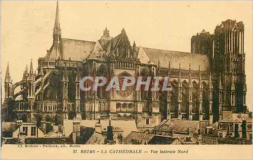 Ansichtskarte AK Reims la Cathedrale Vue Laterale Nord