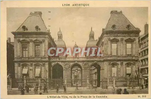 Cartes postales Lyon Artistique L'Hotel de Ville vu de la Place de la Comedie