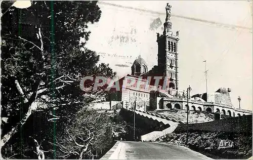 Cartes postales moderne Marseille Basilique Notre Dame de la Garde