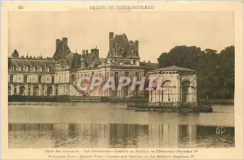 Ansichtskarte AK Palais de Fontanebleau Cour des Fontaines Vue d'Ensemble