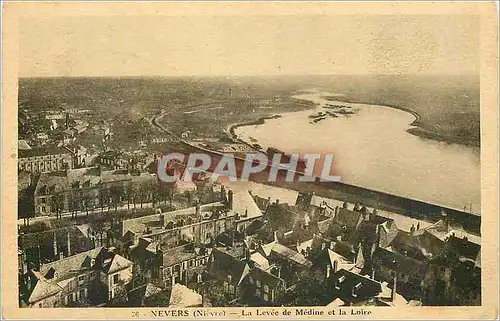 Cartes postales Nevers (Nievre) La Levee de Medine et la Loire